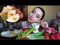 О СВОИХ ПРОБЛЕМАХ НЕ РАССКАЗЫВАЮ маме / почему?? / Mukbang Ayka Emilly