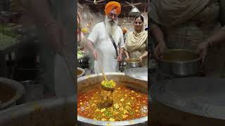 ਪਾ ਲੈ ਤੱਤਿਆ ਥੰਮਾ ਨੂੰ ਜੱਫੀਆਂ #Shabad #Kirtan #Simran #short # viral #trending #youtubeshorts