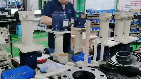 Small vertical pump for continuous plating