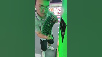 Columnar LED display with flexible LED modules.#eagerled #ledscreen #leddisplay #ledvideowall