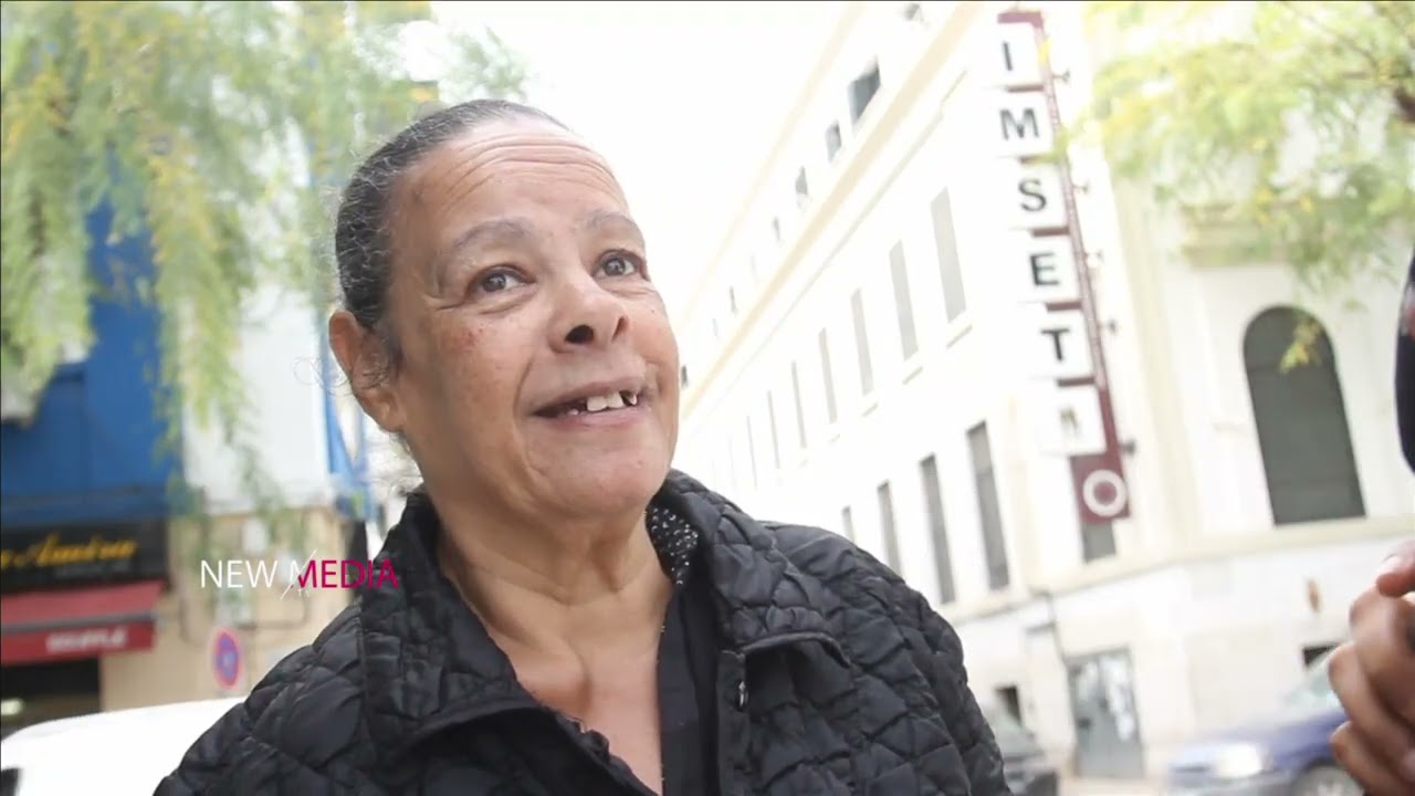 هرب بيا العمر وماعرستش  حتى جربت تزوجت في عمر الخمسين راجلي مرمدني 😯​ ندملي في حاجة إسمها عرس