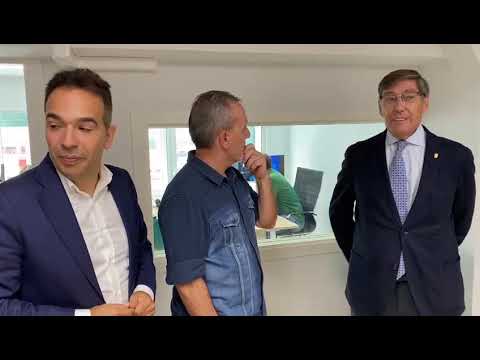 Arturo Aliaga, vicepresidente de Aragón, en el inicio de la emisión de Onda Cero Cinca en Monzón