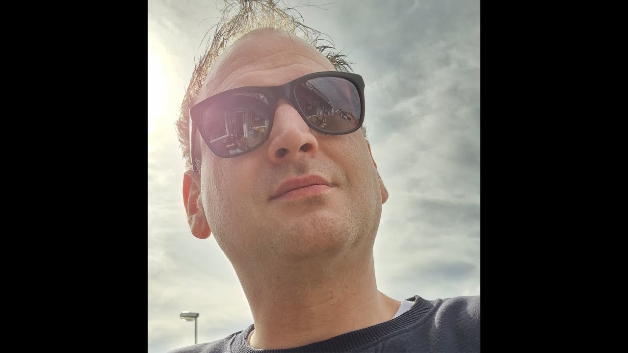 Gerald S. Livestream Techno