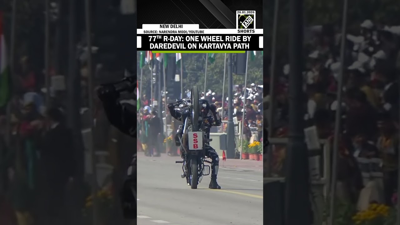 77-й День Республики: Смельчак едет на одном колесе по Картавья Патх