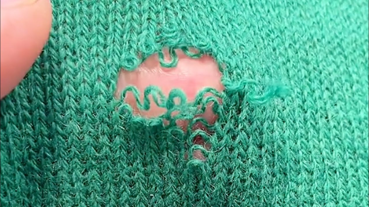 How to perfectly repair a hole in a knitted sweater at home without ...