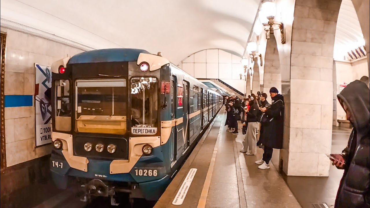 Перегонка «Муравья» и вагона с польским бархатом в ТЧ-1 | с остановкой на станции.