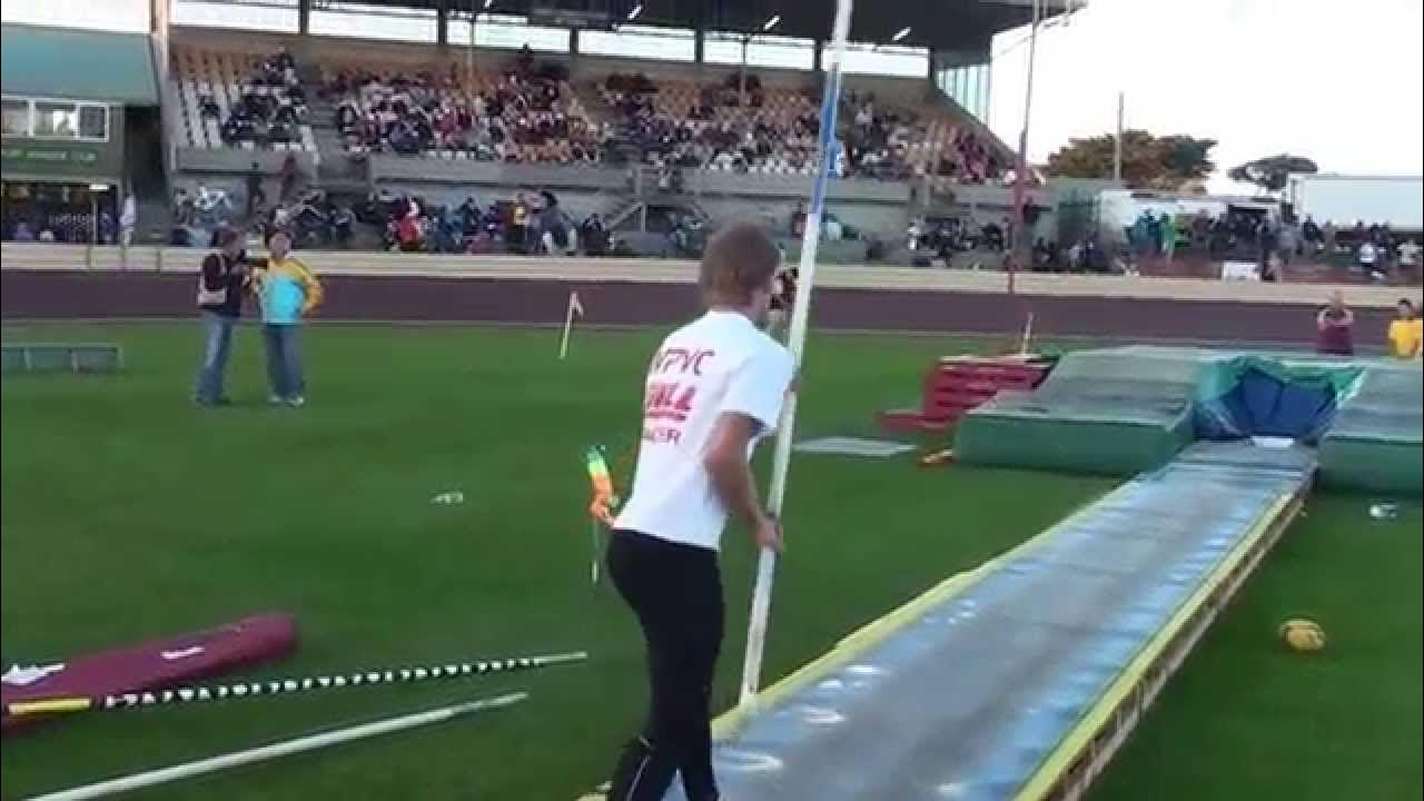 Extreme Pole Vaulting This Guy Takes Pole Vaulting To The Extreme