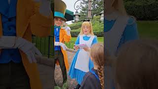 Alice In Wonderland And Mad Hatter Character Meet Disneyland Paris