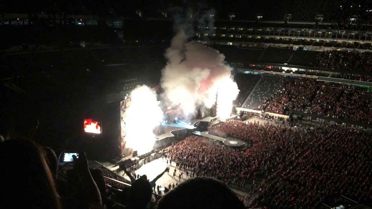 Ac/Dc Metlife clip3 - YouTube