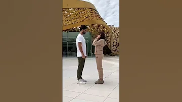 حاسس في بقلبي لهفة عم تدفعني اني روح غيث وسارة الورع أحلى ثنائي 