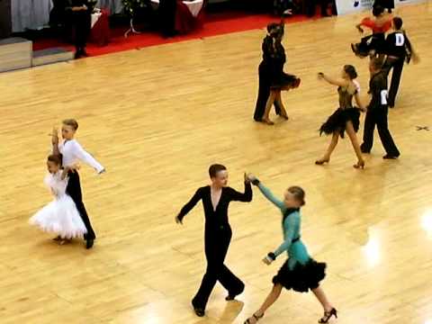 Video: Kaip šokti Rumbą