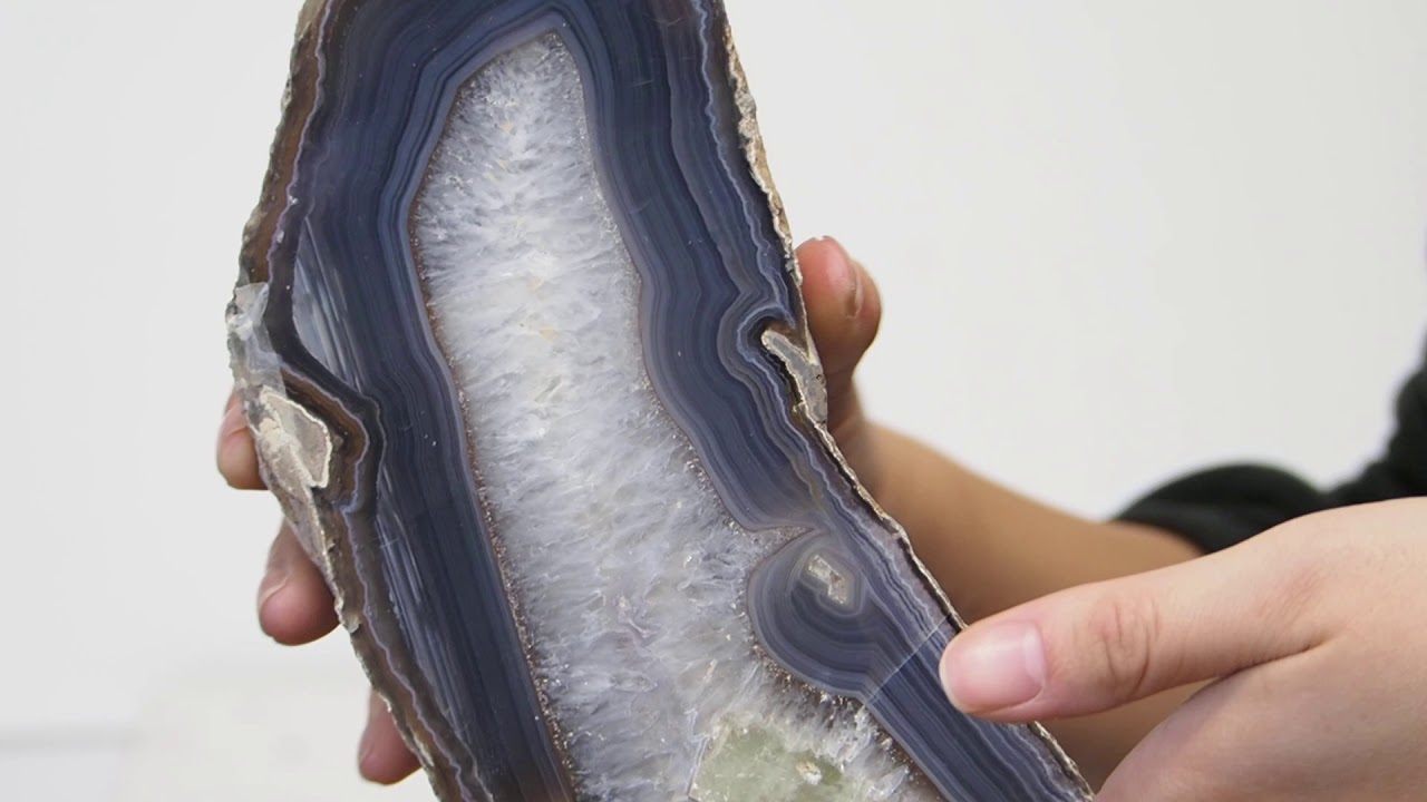 1.79Kg Natural Agate Crystal Lamp J964 10 YouTube player