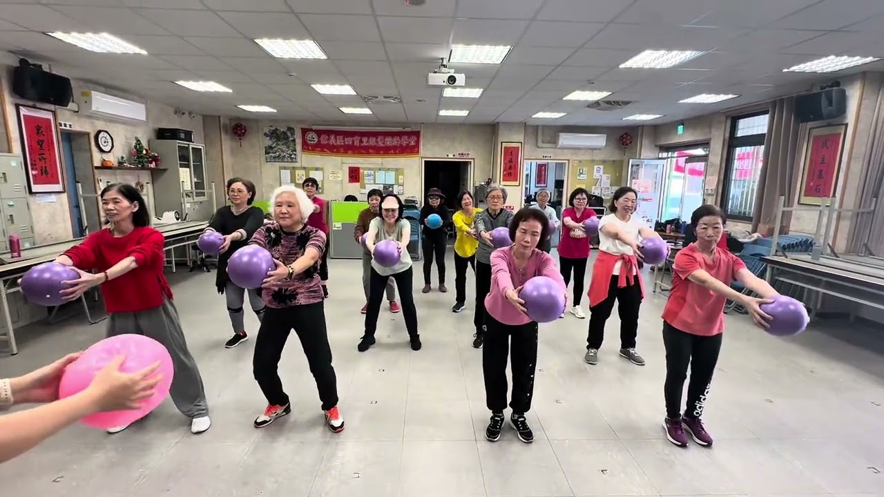 樂齡舞蹈律動班🌸#桃花朵朵開🌸#銀髮族運動 