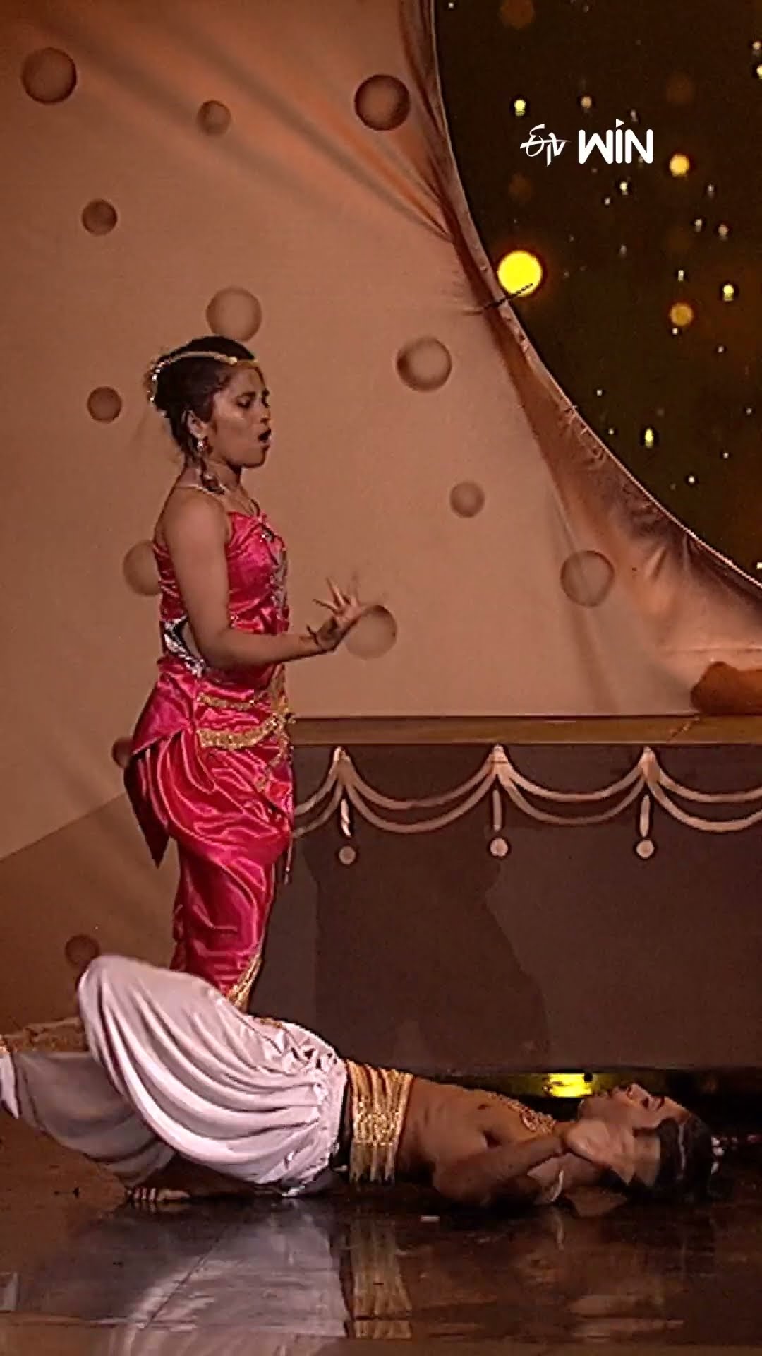 #shorts - Sizzling Dance Performance for Yeluko Nayaka song #dheejodi #danceshow