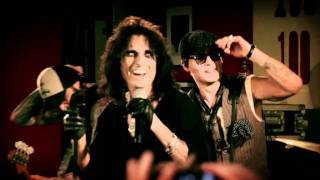 Video thumbnail of "Alice Cooper - Welcome 2 My Nightmare"
