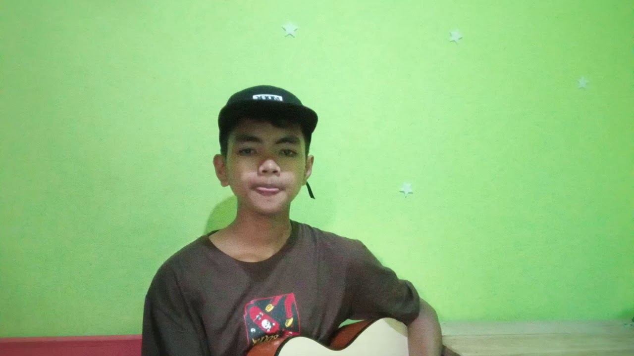 Cover lagu ( Padamu pemilik ) By Demas - YouTube