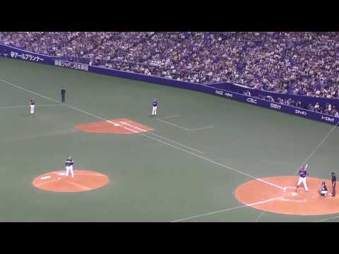 客席から見た　中日大野の代打のスティーブン・モヤ　タイムリーヒットを打ってソフトバンクから１点返す　2018年6月10日(日)　中日 - ソフトバンク　3回戦