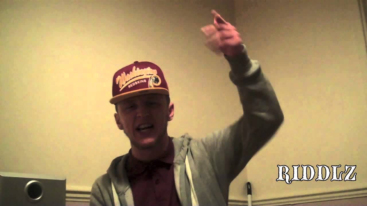 Get Your Bars Out! - Riddlz 2013