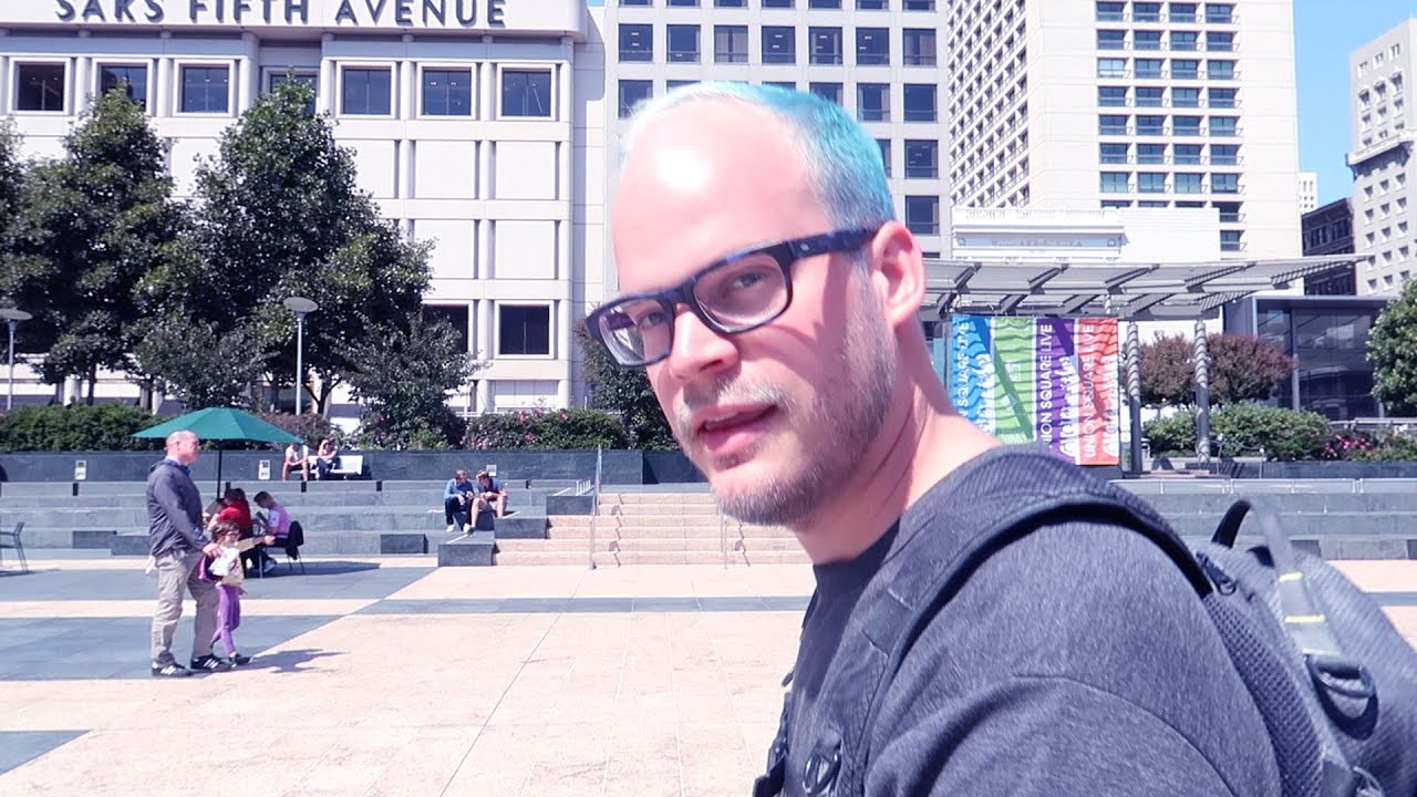 Foefje gaat langs een barber | Vloggloss 666