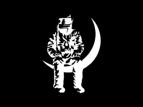 Angels \u0026 Airwaves - Surrender (Extended)