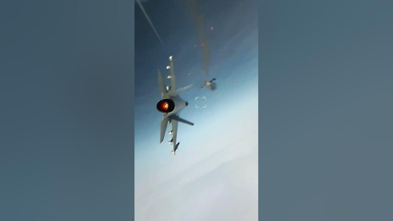 мы взрываем из истрибителя полецейский вертолет - YouTube