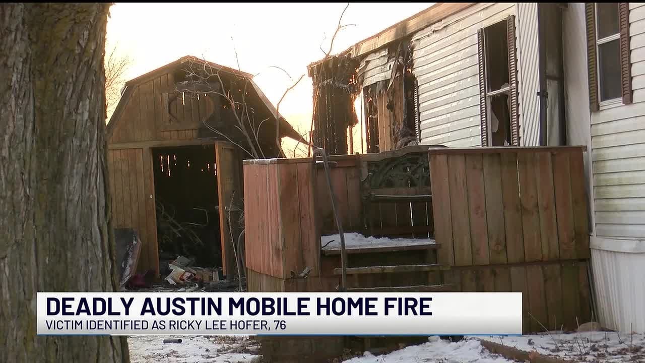 Victim identified in fatal Austin mobile home fire - YouTube