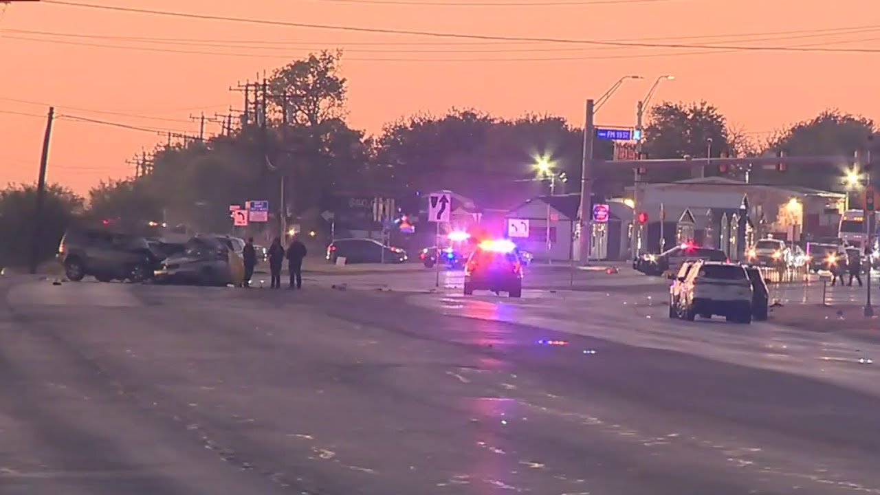 3 dead in hit-and-run crash on far South Side; highway closed in area ...