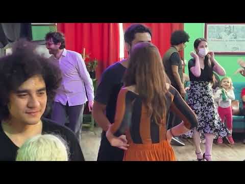 Tango em São Paulo: 15 anos de TangoLAB de Juliana Maggioli