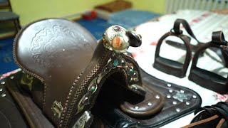 картинка: 20 түрлі ер-тұрман жасаған ұста / Ағадилов Құрбанәлі Арыстанбекұлы