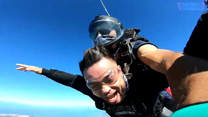Steven Raney's Tandem skydive!