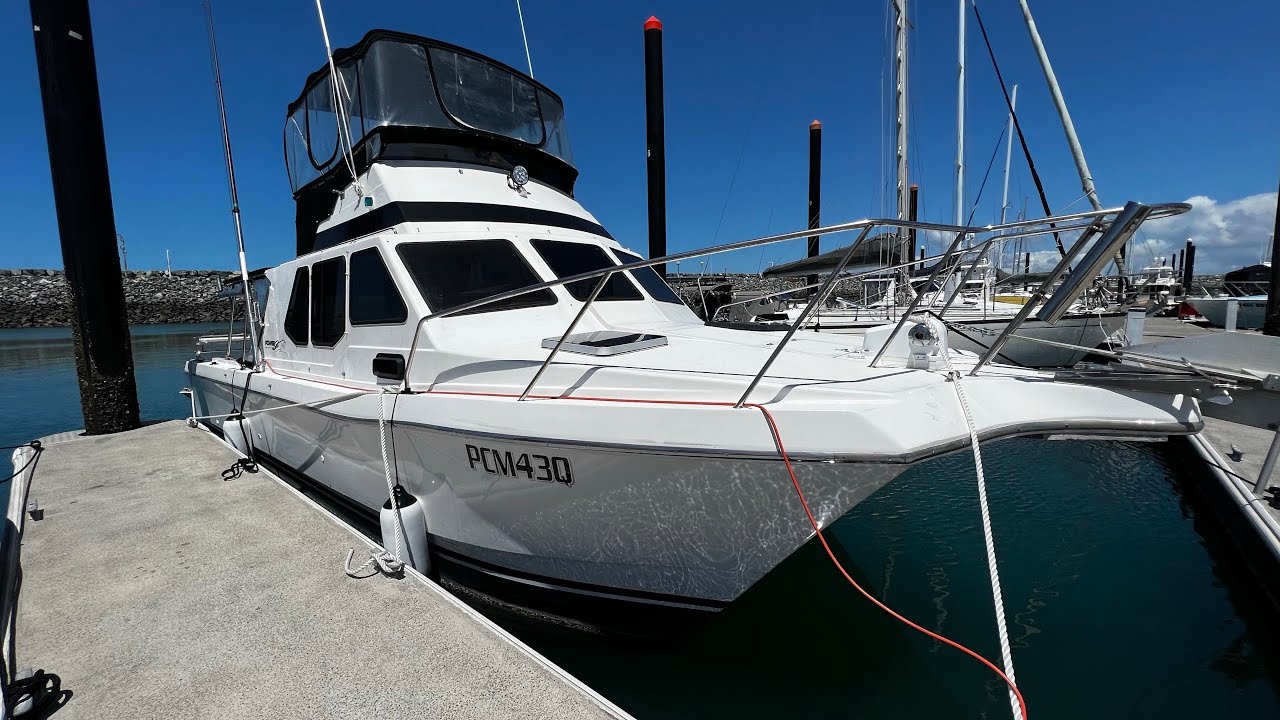 Power Cat 348 - Bad Habits. Peter Hansen Yacht Brokers - Mackay Marina ...