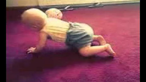 7 month old crawling. super cute. super awesome