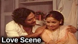 Celebrity Chandra Mohan & Sulkshana Love Scene | Maa Intayana Katha | Chandra Mohan | Sulkshana | Telugu Movie Profile