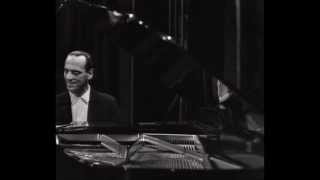 Lennie Tristano - Lullaby of the Leaves (Copenhagen 1965) [official HQ video] chords