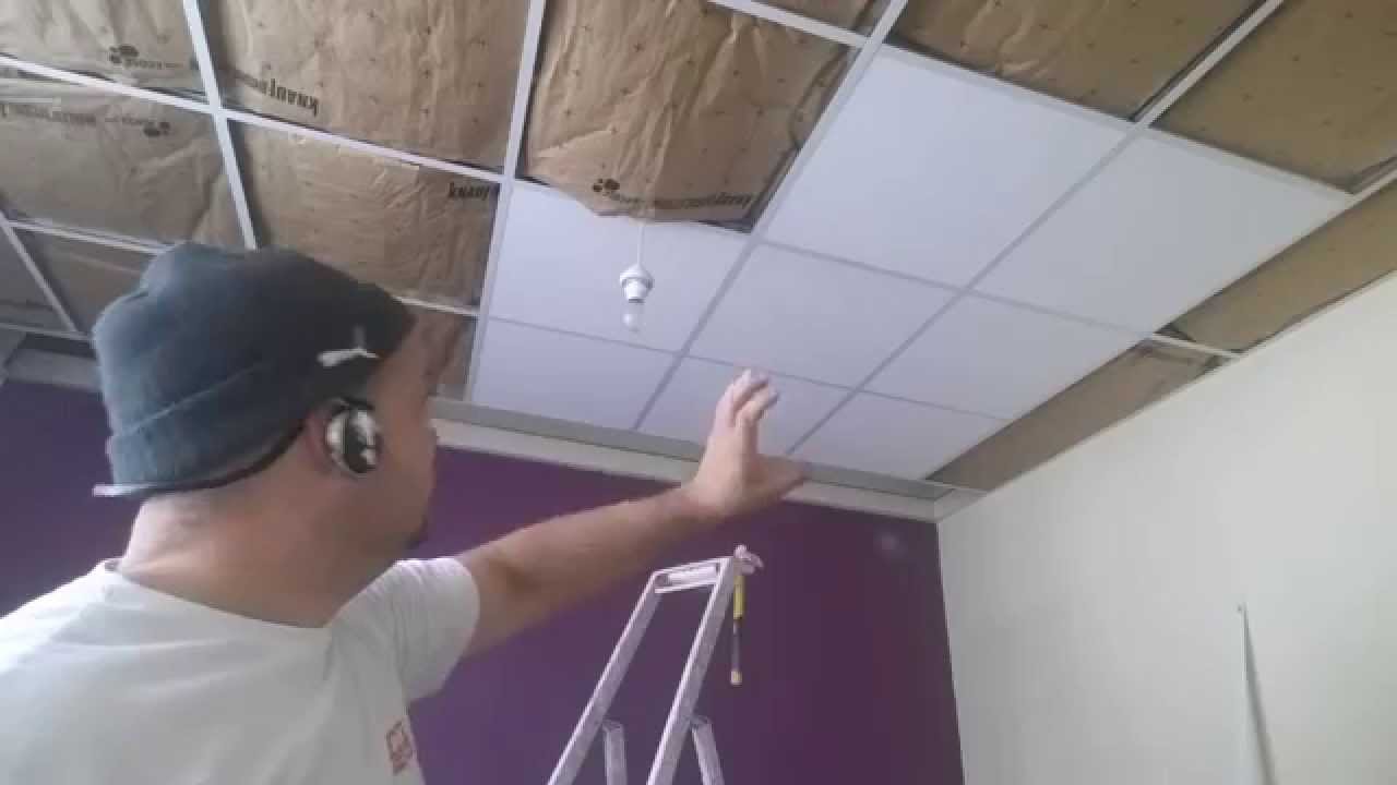 Faux plafond suspendu, la pose des dalle îlot centrale ! youtube