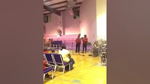 LaDashia and Ayanna Burns Singing