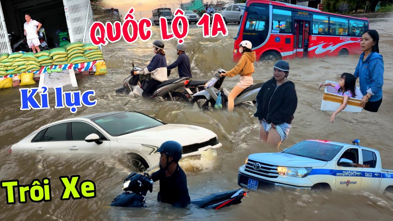 Vỡ trận CHƯA TỪNG CÓ nước đổ về ầm ầm quốc Lộ 1A  tắt máy trôi xe ngập nhà