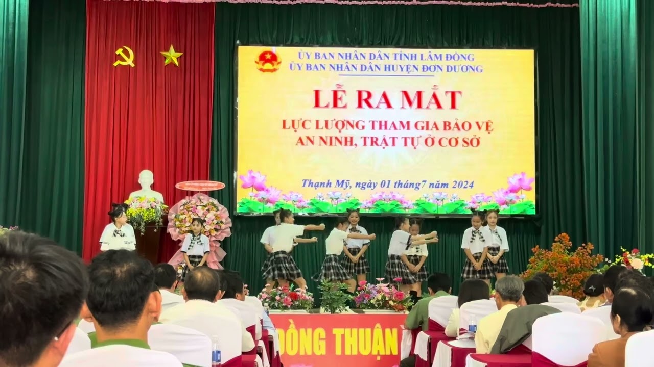 Vui giao thông /múa / dance