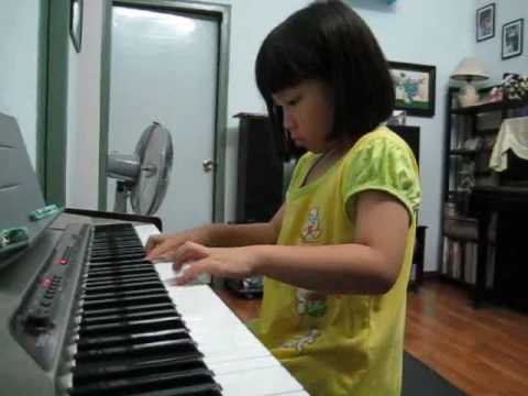 Quynh Anh Cao - 8 years old - Nha Trang Viet Nam