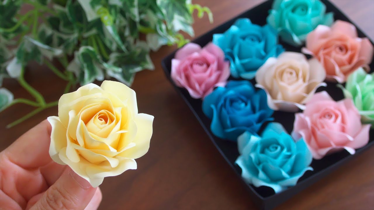 100均メモ用紙で作るバラの花の作り方 Diy How To Make Paper Roses Youtube