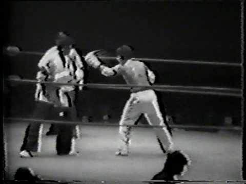 Blinky Rodriguez vs. Dana Goodson Karate World Cha...