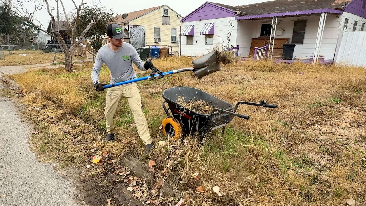 Everyone knows the PURPLE HOUSE but they all AVOID it