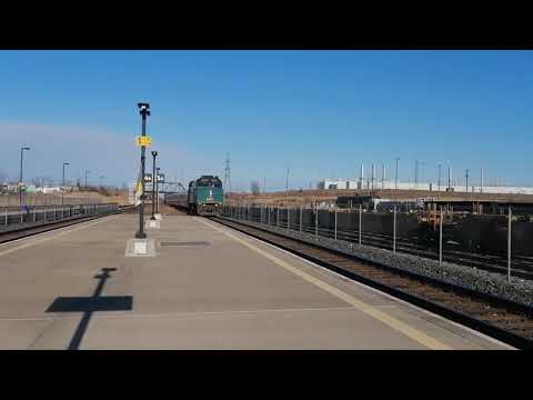 Via rail 6424 & 6409 at Oshawa Station (3/13/2021)