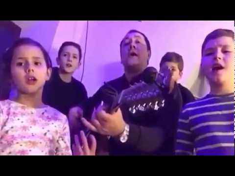 Песня Рождество - поздравление с Рождеством | Василий Перебиковский с детьми!