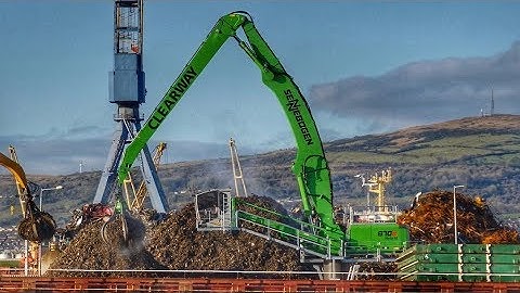 New Sennebogen 870E Hybrid Unloading Ship