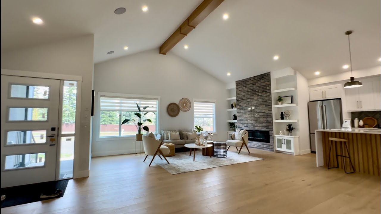 卡加利西北Edgemont ￼獨立屋 ￼間屋大到行到腳軟 ￼仲要有個合法兩房單位可以出租