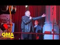 Neil Diamond Surprises Audience At Musical With Sweet Caroline Performance L GMA 