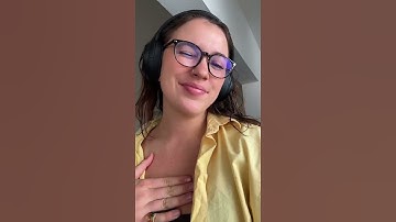 How to build a portfolio in minutes #freelance #shorts