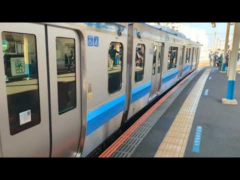 相模線E131系茅ヶ崎駅発車シーン