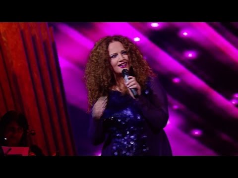 წლის საუკეთესო 2015, მარიკო ებრალიძე - \"Santa Claus is Coming to Town\"